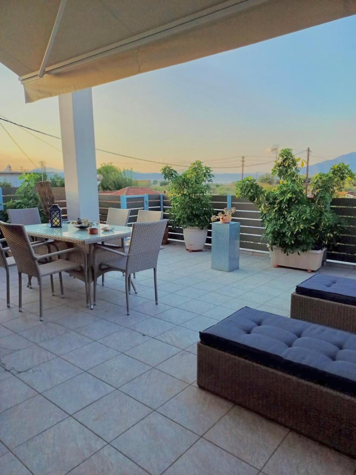 Nima'S House, Traditional Flat With Lake View Aitoliko Extérieur photo